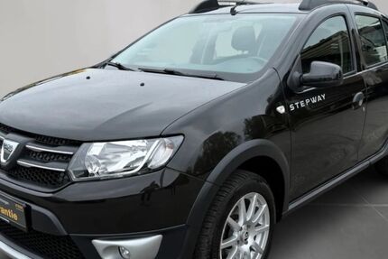 Dacia Sandero 92.000 km 6.990 &euro; Hamburg 20539