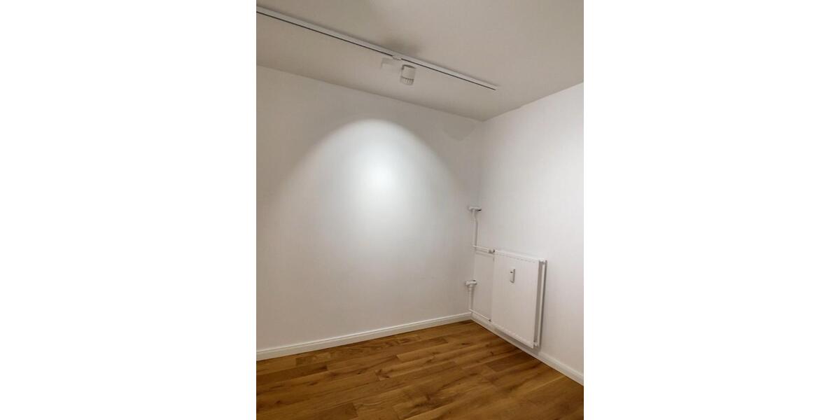 Zwei Räume für Büro, Praxis, Kosmetik o.Ä. zimmer