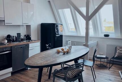 Wohnung Hamburg Altona-Nord - 2 Zimmer, 63 m&sup2;, 1.400&euro; | Angebot:25161454