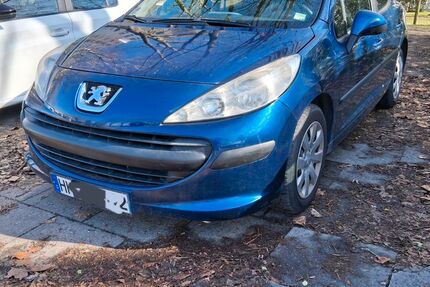 Peugeot 207 148.000 km 2.200 &euro; Hamburg 22309