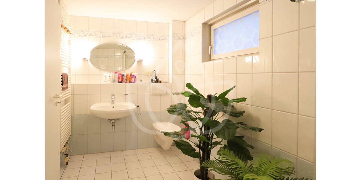 Raumwunder auf ca. 274 m² Wohnfläche – 8 Zimmer & Dreifachgarage! - Einfamilienhaus Hasloh | Angebot:26207359