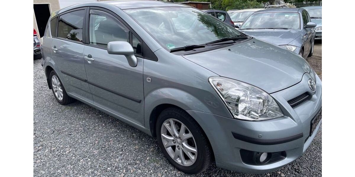 Toyota Verso 159.500 km 5.490 &euro; Hamburg 21073