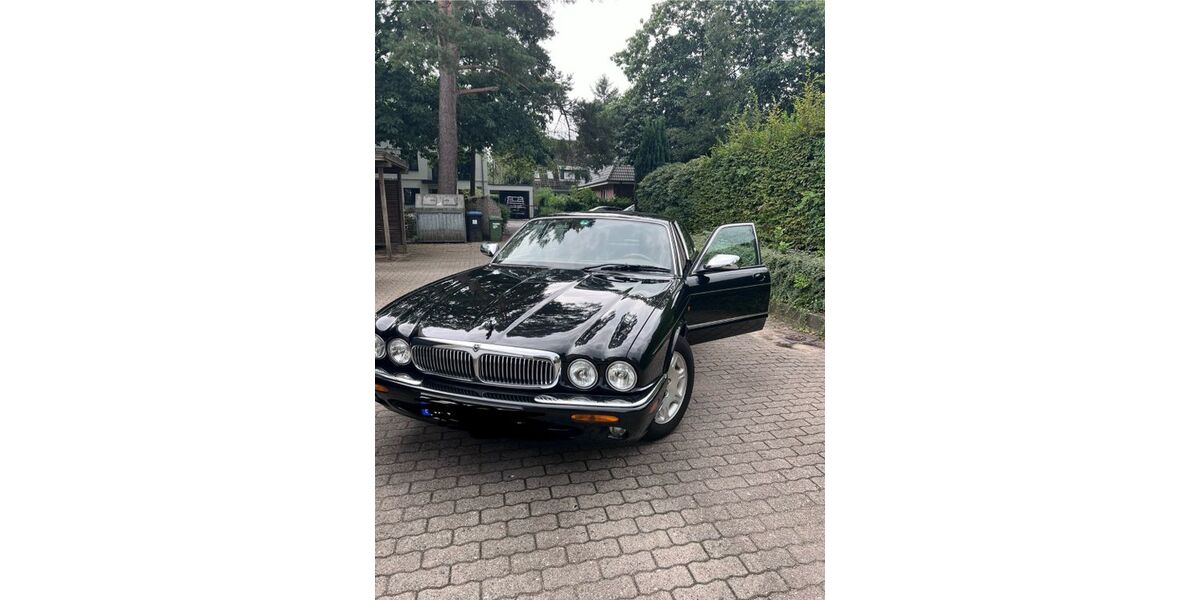 Jaguar XJ 102.700 km 19.400 &euro; Hamburg 22043