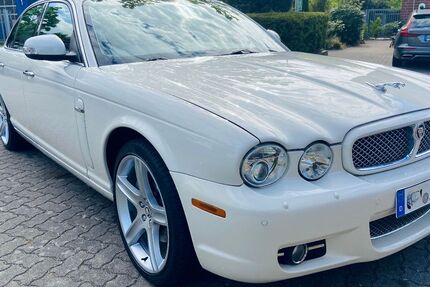 Jaguar XJ 73.800 km 26.800 &euro; Hamburg 22419