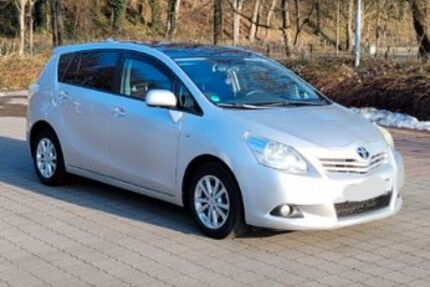 Toyota Verso 245.280 km 4.400 &euro; Hamburg 21035