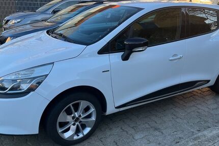 Renault Clio 98.500 km 5.550 &euro; Buxtehude 21614