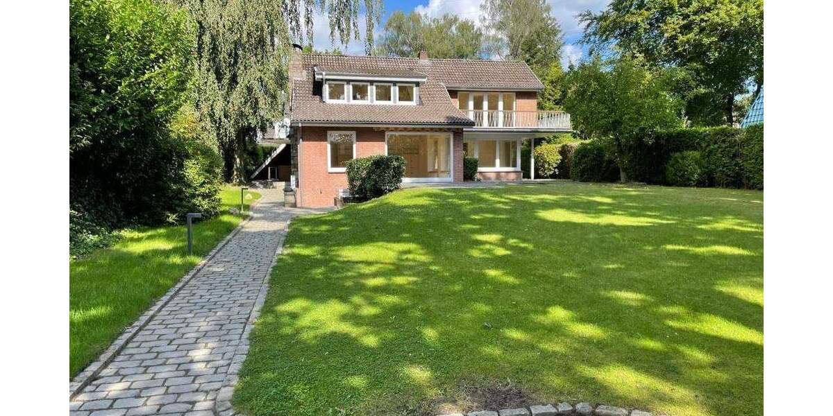 Mehrfamilienhaus, Wohnhaus Hamburg Volksdorf - 7 Zimmer, 247 m&sup2;, 3.100&euro; | Angebot:24812027