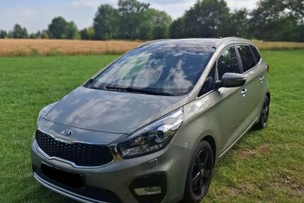 Kia Carens 116.633 km 12.300 &euro; Barsbuettel 22885