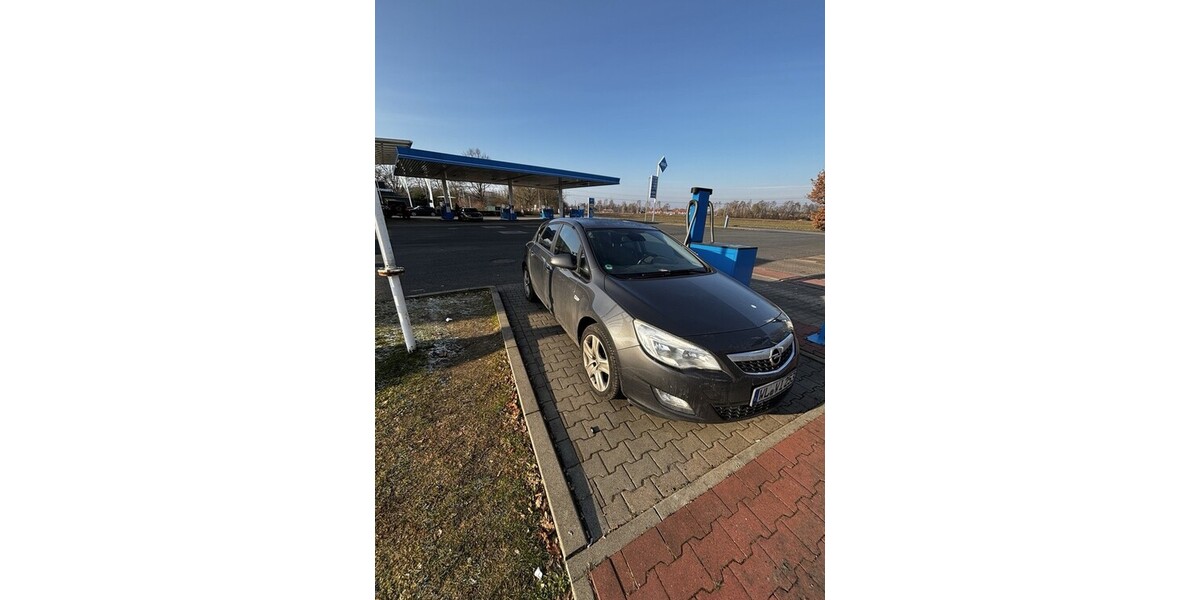 Opel Astra J 204.500 km 3.700 &euro; Winsen (Luhe) 21423