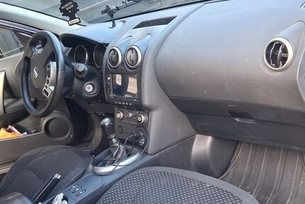 Nissan Qashqai 3.000.005 km 2.700 &euro; Hamburg 22117