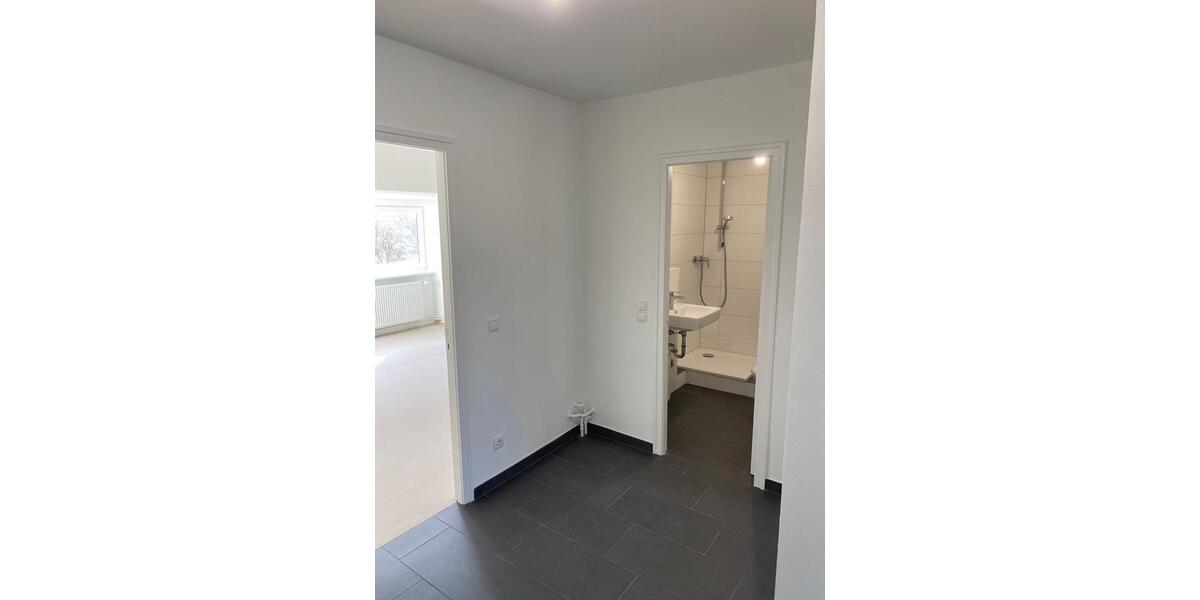Dachgeschoßwohnung Hamburg Alsterdorf - 2 Zimmer, 42 m&sup2;, 1.200&euro; | Angebot:26350313