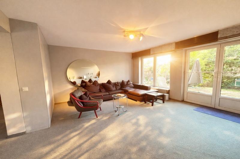 * Hier lässt es sich leben * Willkommen im Alstertal am Naturschutzgebiet Hainesch-Iland - Doppelhaushälfte Hamburg Sasel | Angebot:25893086