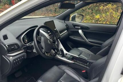 Mitsubishi Eclipse Cross 102.000 km 15.000 &euro; Hamburg 22115