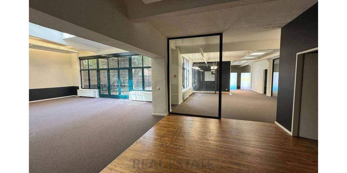 Gewerbeobjekt Hamburg Bahrenfeld - 7 Zimmer, 330 m&sup2;, 6.105&euro; | Angebot:26862539