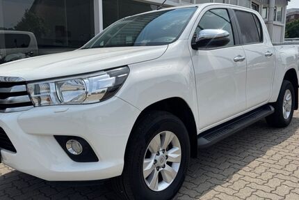 Toyota Hilux 259.000 km 23.900 &euro; Hamburg-Norderstedt 22851