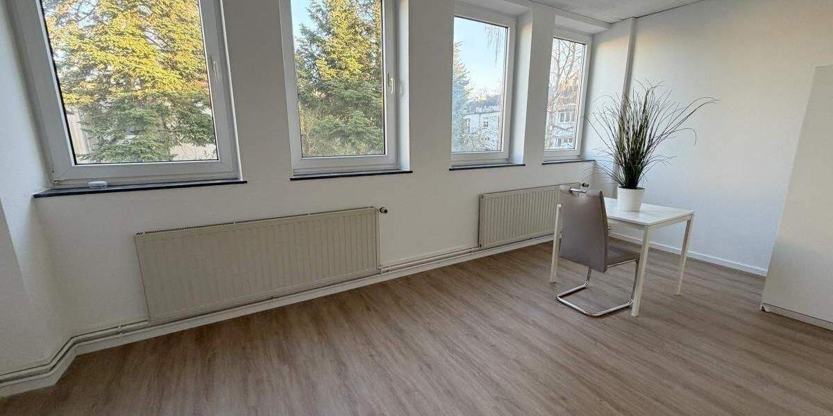 Gewerbeobjekt Hamburg Barmbek-Nord - 3 Zimmer, 99 m&sup2;, 1.500&euro; | Angebot:25879706