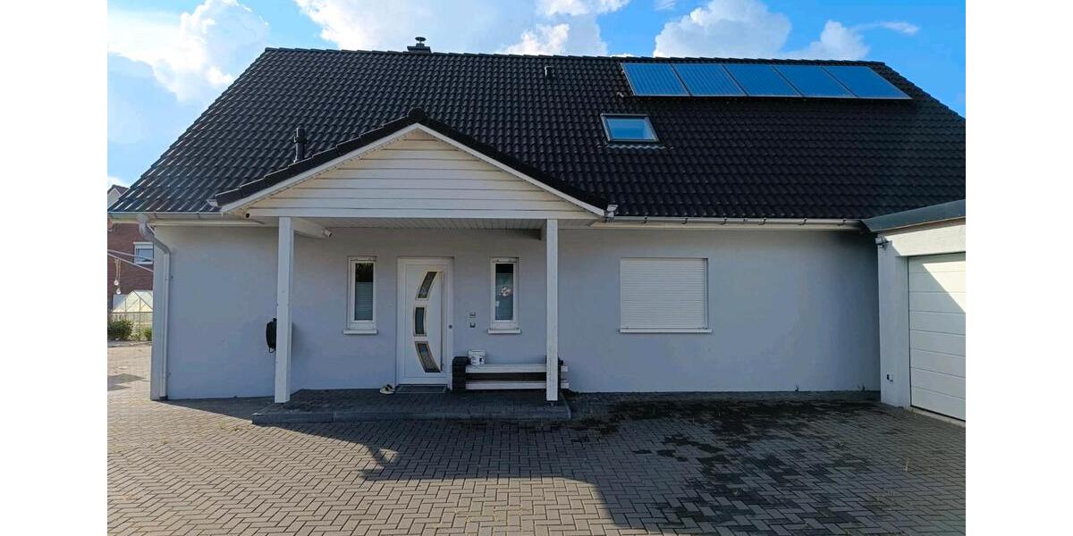 Etagenwohnung Geesthacht - 5 Zimmer, 156 m&sup2;, 1.950&euro; | Angebot:26241939