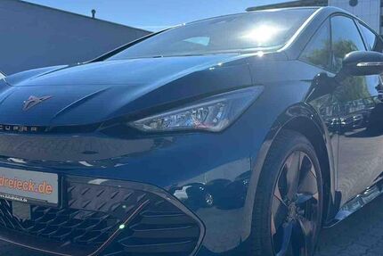 Cupra Born 33.039 km 27.950 &euro; Hamburg 22047