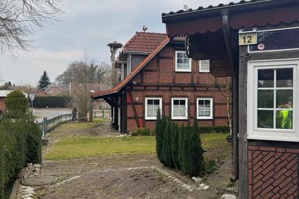 Wohnhaus mit Gästehaus und 950 qm Grundstück