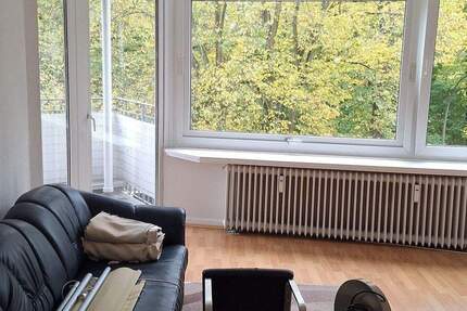 Bitte unsere Fragen beachten! HH-Eilbek, 2 Zimmer Wohnung im 2.OG mit Balkon 2 zimmer