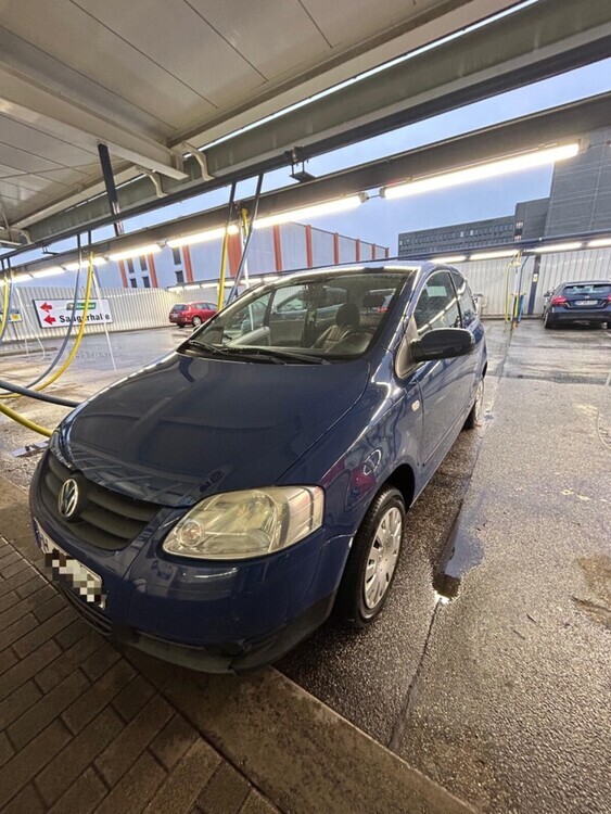 VW Fox 128.000 km 2.100 € Hamburg 20038