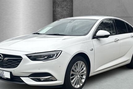 Opel Insignia 83.797 km 18.490 &euro; Hamburg 22117