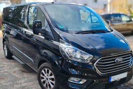 Ford Tourneo Custom 110.000 km 25.900 &euro; Hamburg Bergstedt 22359