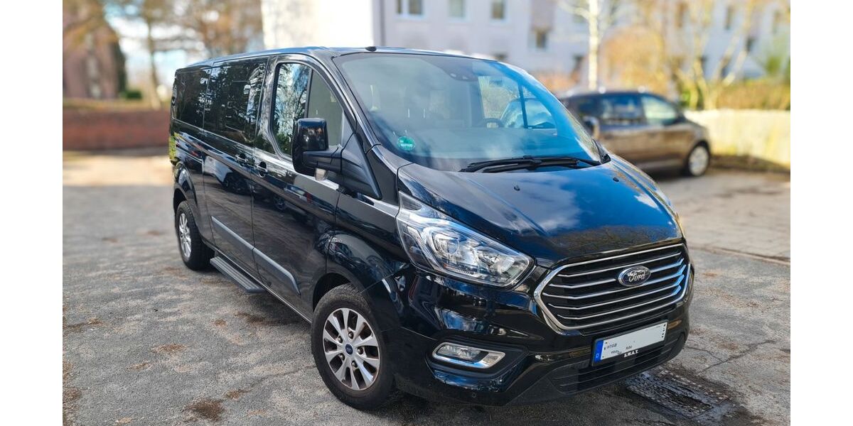 Ford Tourneo Custom 110.000 km 25.900 &euro; Hamburg Bergstedt 22359