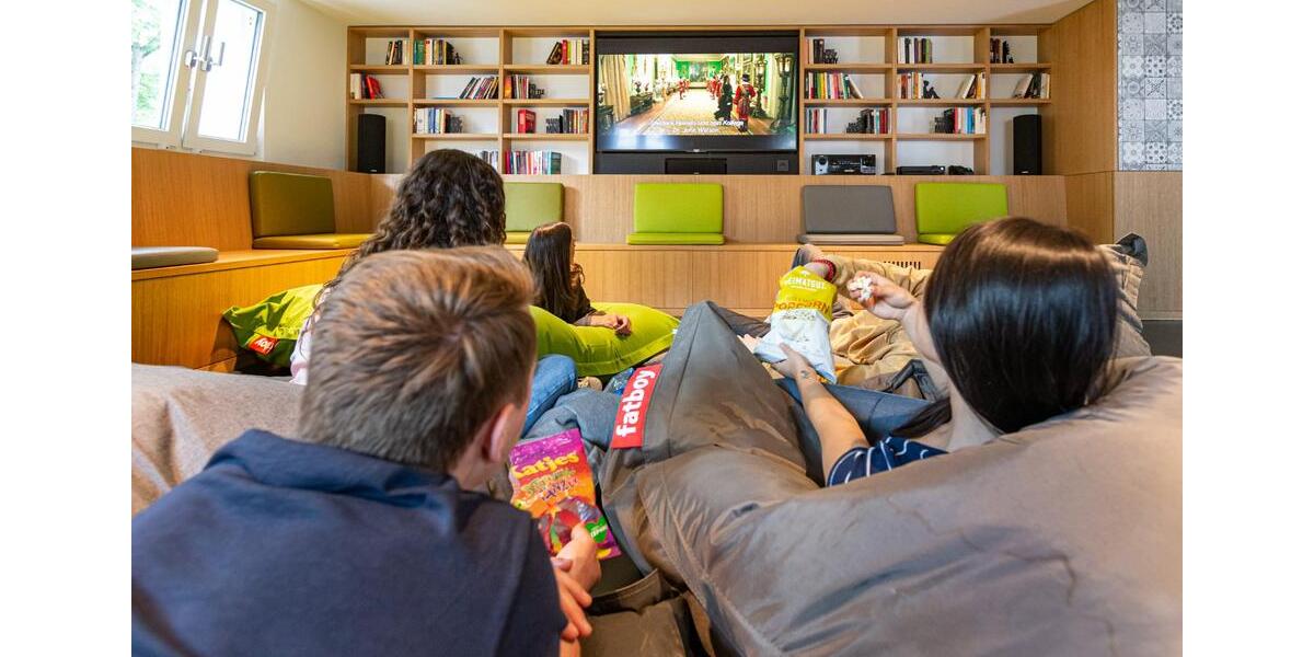 Erdgeschoßwohnung Hamburg Wandsbek - 1 Zimmer, 18 m&sup2;, 895&euro; | Angebot:25546485