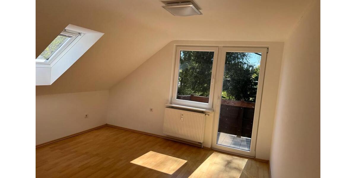 Dachgeschoßwohnung Hamburg Wandsbek - 2 Zimmer, 55 m&sup2;, 955&euro; | Angebot:26386181