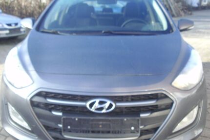 Hyundai i30 223.000 km 5.900 &euro; Hamburg 22143