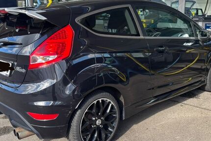 Ford Fiesta 140.000 km 3.850 &euro; Hamburg 22149