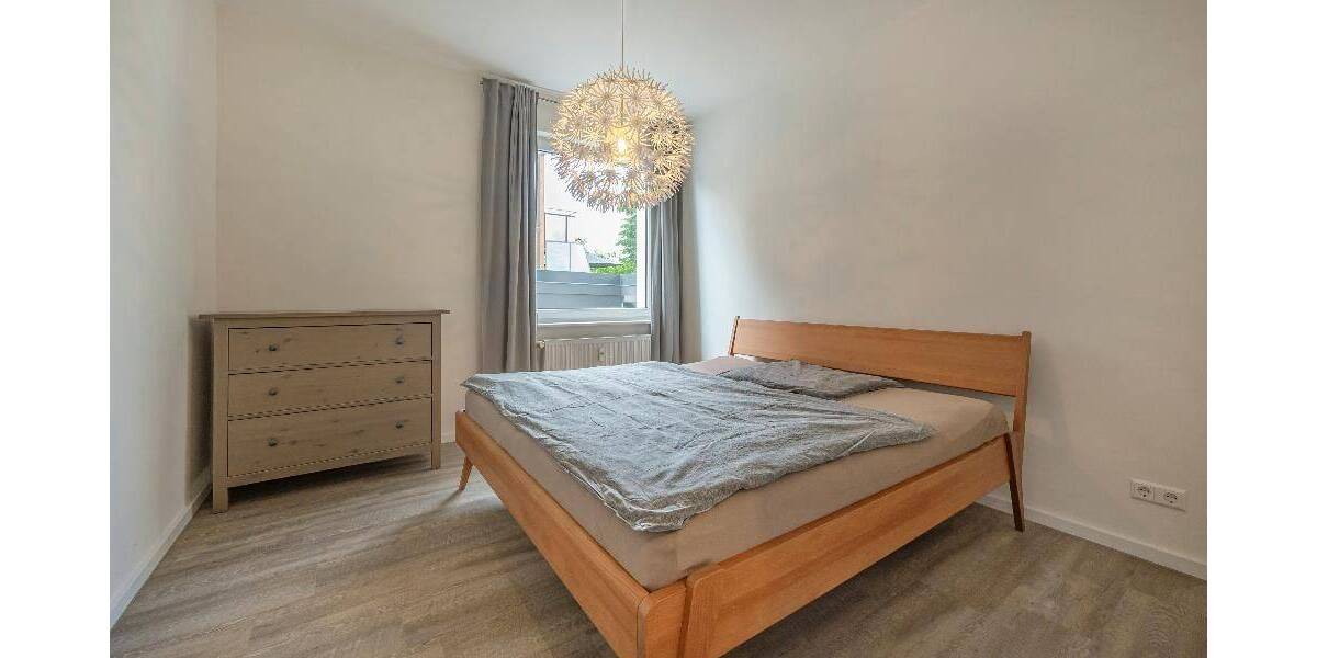 Einfamilienhaus Hamburg Rahlstedt - 9 Zimmer, 232 m&sup2;, 990.000&euro; | Angebot:26834932