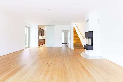 Haus zum Kaufen in Hamburg Blankenese 2.050.000 € 196 m² 5.5 zimmer