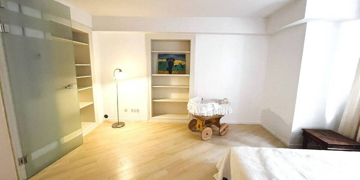 Etagenwohnung Hamburg Harvestehude - 2 Zimmer, 70 m&sup2;, 1.720&euro; | Angebot:26835372