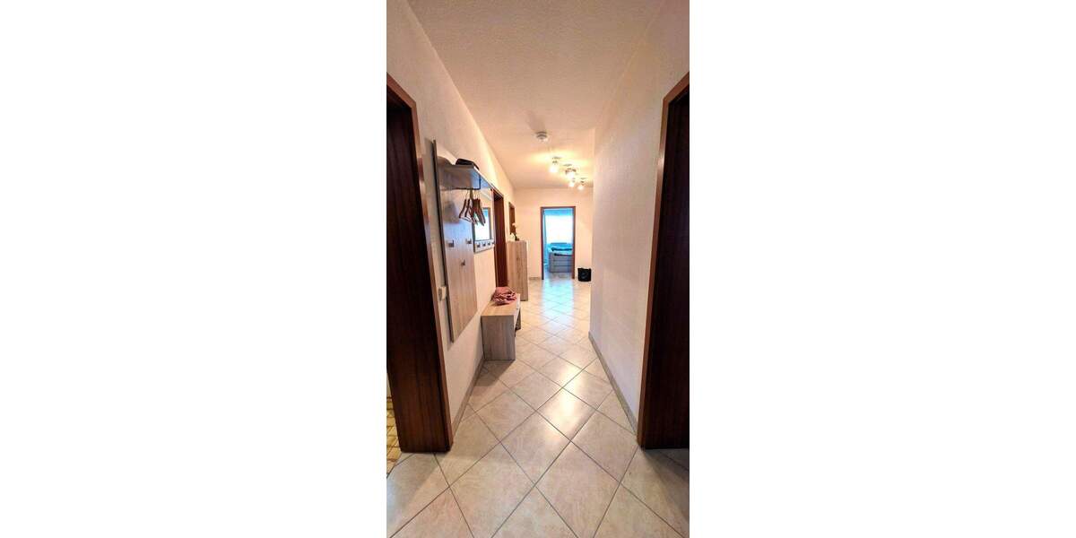 Etagenwohnung Glinde - 3 Zimmer, 97 m&sup2;, 1.175&euro; | Angebot:25899450