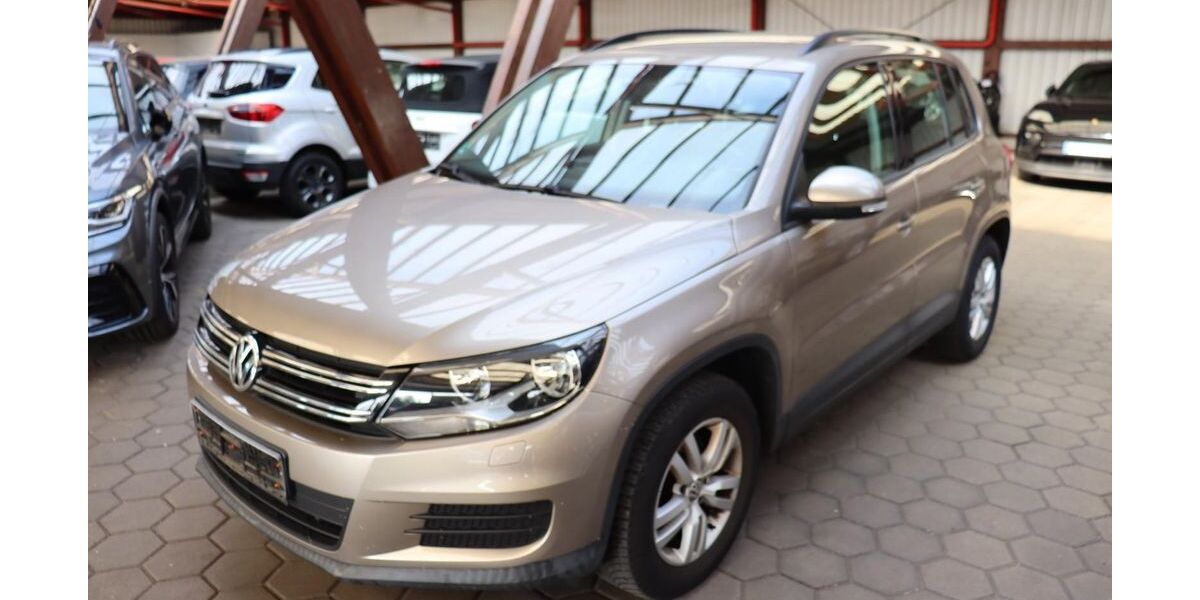 VW Tiguan 99.292 km 11.990 &euro; Norderstedt 22844