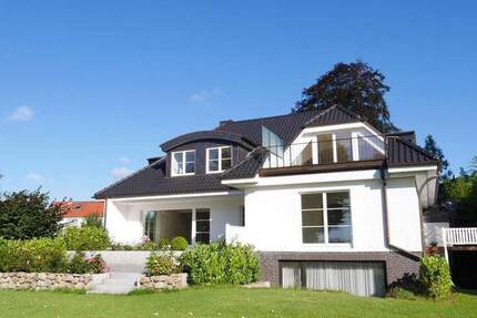 Exklusive 4 Zimmer-Dachgeschosswohnung mit Blick über die Klosterwiesen 4 zimmer