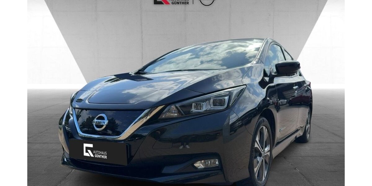 Nissan Leaf 36.198 km 13.490 € Hamburg 20537