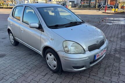 Toyota Yaris 199.900 km 1.999 &euro; Hamburg 22045