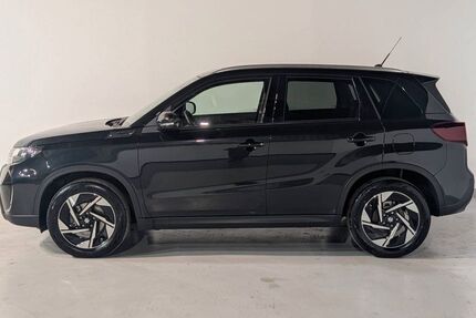 Suzuki Vitara 7.445 km 24.490 € Tornesch 25436