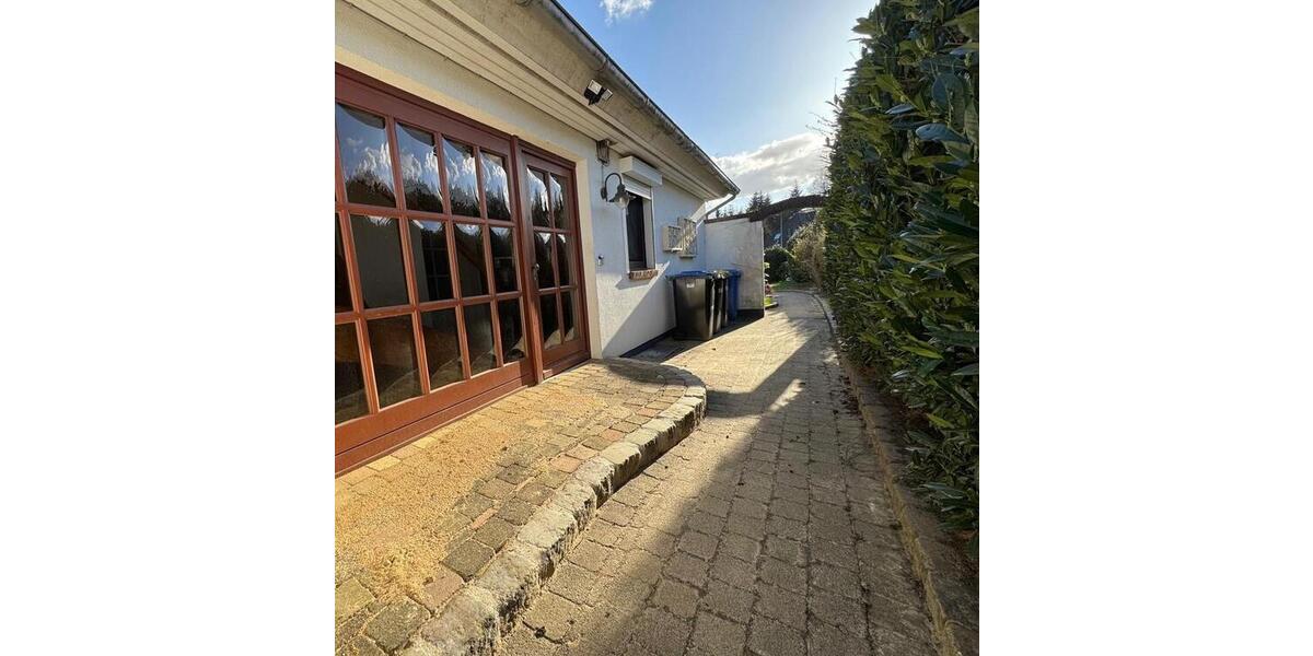 Dachgeschoßwohnung Buchholz in der Nordheide - 4 Zimmer, 90 m&sup2;, 1.100&euro; | Angebot:26354074