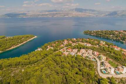 Haus zum Kaufen in Brac 4.290.000 € 1348 m² 28 zimmer