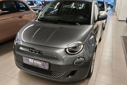 Fiat 500e 23.100 km 19.900 &euro; Hamburg 22525