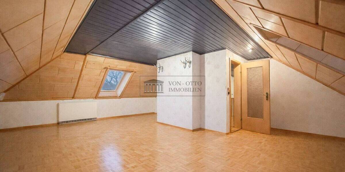 Mehrfamilienhaus, Wohnhaus Sasel Sasel - 8 Zimmer, 170 m&sup2;, 579.000&euro; | Angebot:26189813