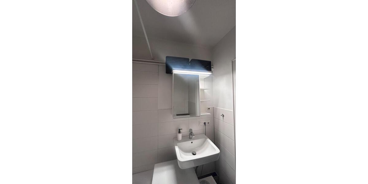 Etagenwohnung Hamburg Eimsbüttel - 1 Zimmer, 25 m&sup2;, 720&euro; | Angebot:26679122