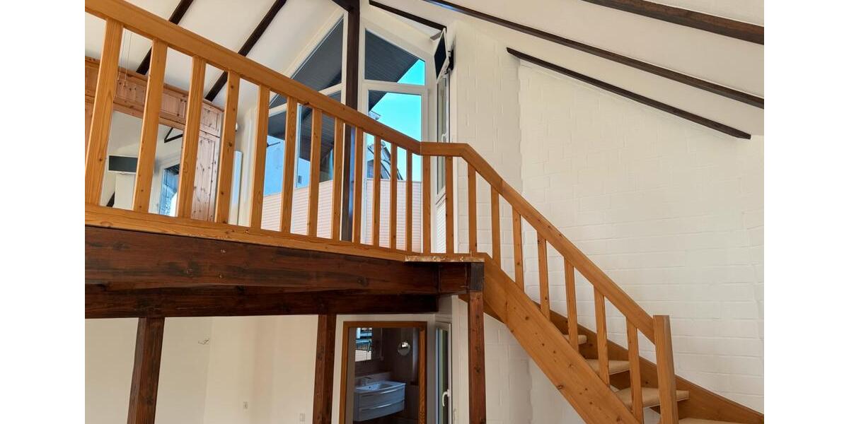 Außergewöhnliche 3 Etagen Maisonette mit offenen Wohnkonzept 3.5 zimmer