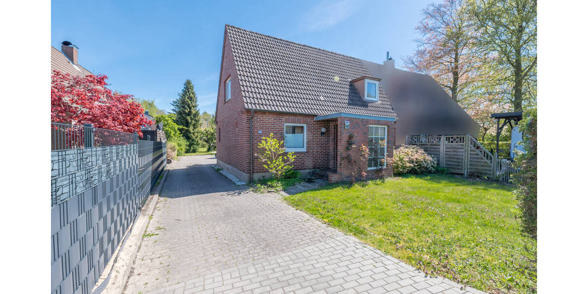 Doppelhaushälfte Tornesch - 3 Zimmer, 95 m&sup2;, 185.000&euro; | Angebot:26501648