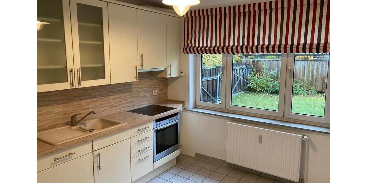 Hochparterre in Eilbek: Südterrasse, 3 Zimmer, Carport 3 zimmer