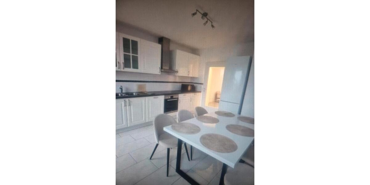 Etagenwohnung Hamburg Billstedt - 4 Zimmer, 80 m&sup2;, 1.800&euro; | Angebot:26344496